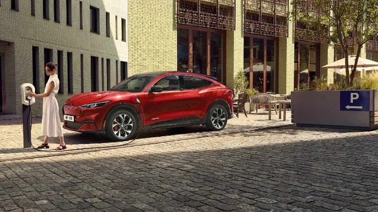 STAZIONI DI RICARICA